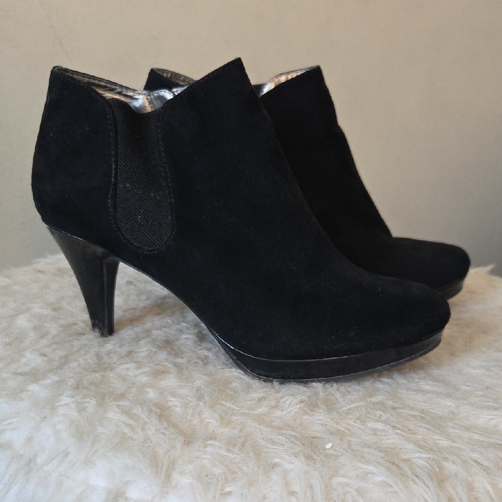 Bandolino 3" Heel Bootie (7)